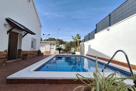 Villa a Torrevieja, Alicante, Torrevieja - € 490.000 | Ref: MLSC8414010/13477 - foto 5