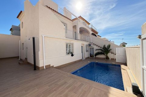 Rækkehus i Torrevieja, Alicante, Torrevieja - € 369.000 | Ref: MLSC8993408/13477 - foto 29