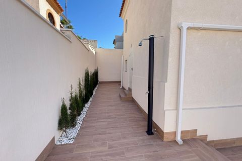 Rækkehus i Torrevieja, Alicante, Torrevieja - € 369.000 | Ref: MLSC8993408/13477 - foto 37