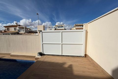 Rækkehus i Torrevieja, Alicante, Torrevieja - € 369.000 | Ref: MLSC8993408/13477 - foto 38