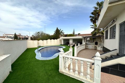 Villa i Rojales, Alicante, Rojales - € 549.950 | Ref: MLSC8498655/13477 - foto 19