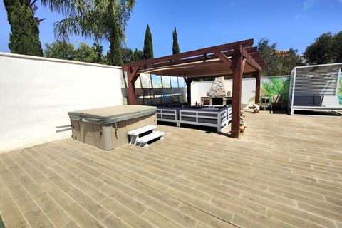 Villa a Cabo Roig, Alicante, Cabo Roig - € 1.559.900 | Ref: MLSC5943236/13477 - foto 9
