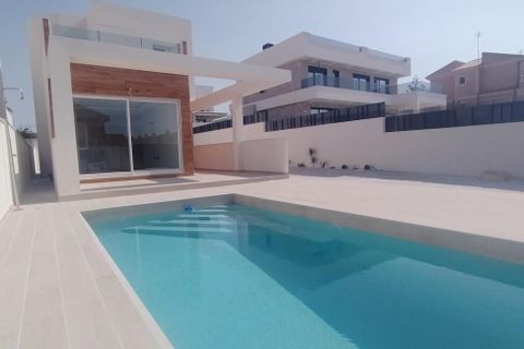 Villa a Torrevieja, Alicante, Torrevieja - € 640.000 | Ref: MLSC9701566/13477 - foto 2