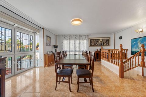 Villa i Torrevieja, Alicante, Torrevieja - € 490.000 | Ref: MLSC4630007/13477 - foto 12