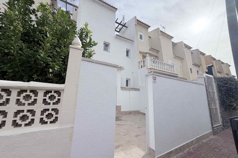 Villa a Torrevieja, Alicante, Torrevieja - € 229.000 | Ref: MLSC5067576/13477 - foto 4