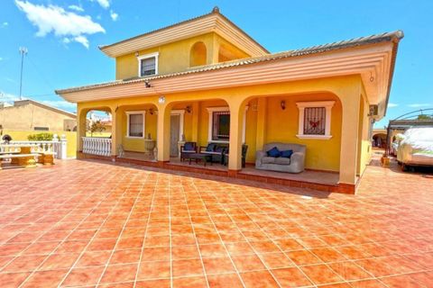 Villa a Torrevieja, Alicante, Torrevieja - € 617.000 | Ref: MLSC6349029/13477 - foto 3