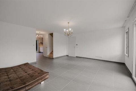 Villa a Chevry, Ain, Chevry - € 630.000 | Ref: 84693 - foto 6