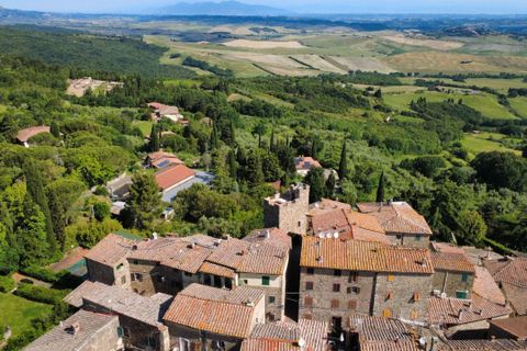 Villa a Volterra, Pisa, Volterra - € 199.000 | Ref: L-73-739153 - foto 2