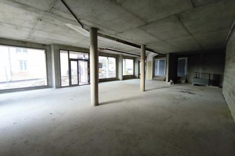 L'establiment comercial a Corbas, Rhone, Corbas - € 420.000 | Ref: CORBAS_-_Restaurant_-_comm_n_7 - foto 3