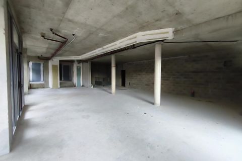 L'establiment comercial a Corbas, Rhone, Corbas - € 420.000 | Ref: CORBAS_-_Restaurant_-_comm_n_7 - foto 4