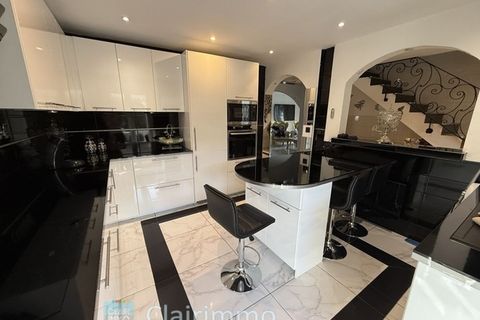 Villa a Rognac, Bouches-du-Rhone, Rognac - € 575.000 | Ref: 11925CN1346 - foto 2
