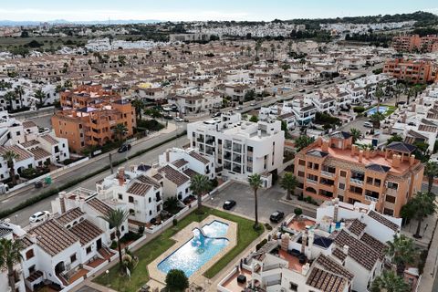 Ático en Villamartin, Alicante - foto 2