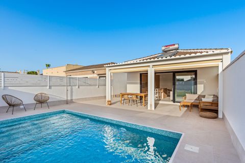 Villa i Torrevieja, Alicante, Torrevieja - € 499.000 | Ref: QK-41442 - foto 1
