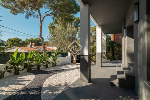 Villa a Castelldefels, Barcelona, Castelldefels - € 2.290.000 | Ref: GAV64836 - foto 32