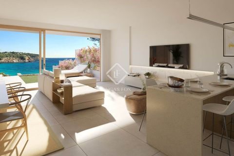 Villa a Cala Llenya, Ibiza, Cala Llenya - € 2.600.000 | Ref: IBZ42493 - foto 3