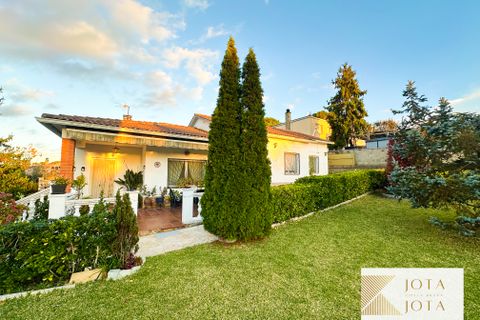 Villa i Lloret De Mar, Gerona, Lloret De Mar - € 315.000 | Ref: 77336 - foto 1