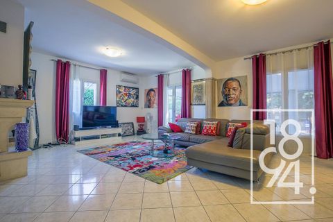 Villa i Marseille, Bouches-du-Rhone, Marseille - € 900.000 | Ref: BT8X-68T-M96 - foto 4