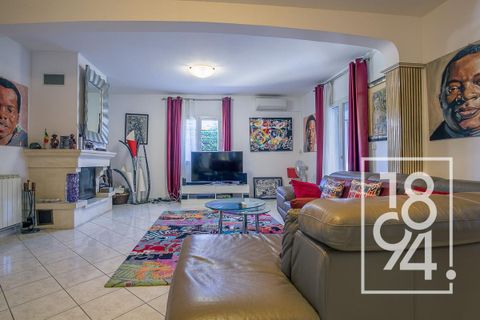Villa i Marseille, Bouches-du-Rhone, Marseille - € 900.000 | Ref: BT8X-68T-M96 - foto 9