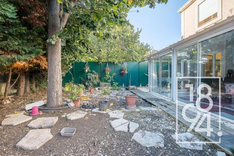Villa i Marseille, Bouches-du-Rhone, Marseille - € 900.000 | Ref: BT8X-68T-M96 - foto 21