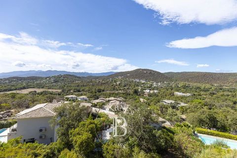 Villa a Zonza, Corse-du-Sud, Zonza - € 1.580.000 | Ref: RV-LOT5 - foto 18