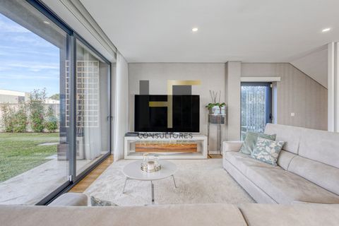 Villa i Trofa, Porto, Trofa - € 890.000 | Ref: HT00126 - foto 4