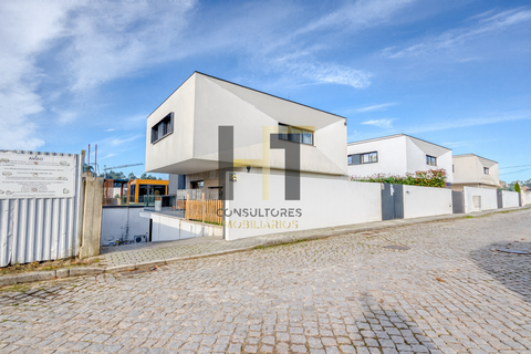Villa i Trofa, Porto, Trofa - € 890.000 | Ref: HT00126 - foto 46
