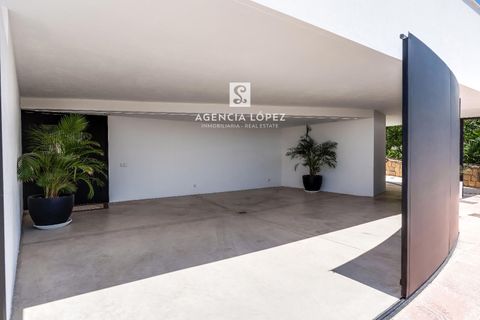 Villa a Estepona, Malaga, Estepona - € 1.950.000 | Ref: 2094 - foto 2