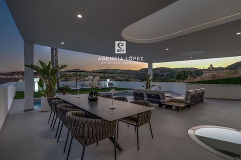 Villa a Estepona, Malaga, Estepona - € 1.950.000 | Ref: 2094 - foto 7