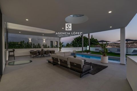 Villa a Estepona, Malaga, Estepona - € 1.950.000 | Ref: 2094 - foto 8