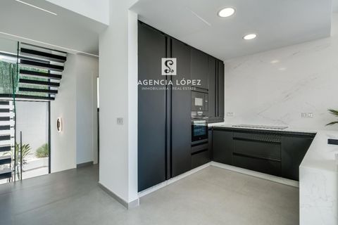 Villa a Estepona, Malaga, Estepona - € 1.950.000 | Ref: 2094 - foto 28