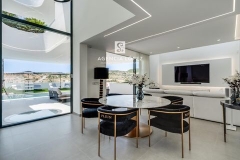 Villa a Estepona, Malaga, Estepona - € 1.950.000 | Ref: 2094 - foto 31