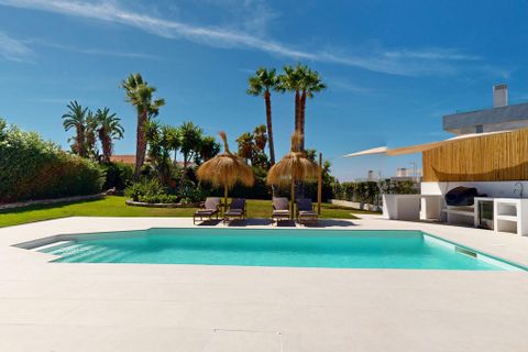 Villa a Estepona, Malaga, Estepona - € 1.395.000 | Ref: R5147254 - foto 2
