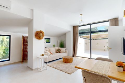 Villa a Estepona, Malaga, Estepona - € 1.395.000 | Ref: R5147254 - foto 34