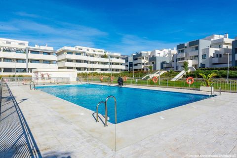 Leilighet i Estepona, Malaga, Estepona - € 425 000 | Ref: R5204590 - foto 25