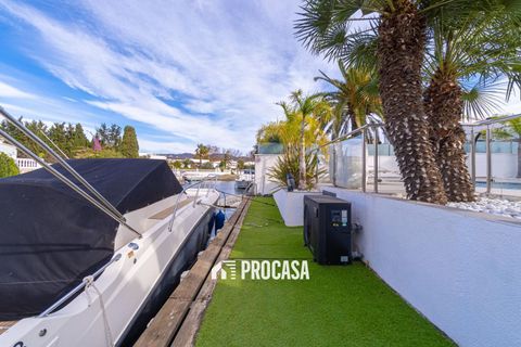 Villa i Empuriabrava, Gerona, Empuriabrava - € 1.259.000 | Ref: 4060 - foto 16