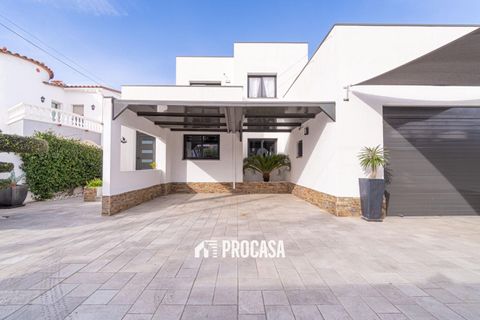 Villa i Empuriabrava, Gerona, Empuriabrava - € 1.259.000 | Ref: 4060 - foto 21