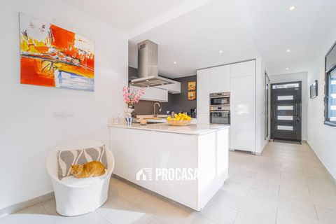 Villa i Empuriabrava, Gerona, Empuriabrava - € 1.259.000 | Ref: 4060 - foto 35