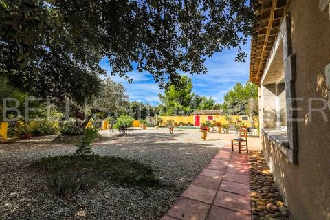 Villa a Mouriès, Bouches-du-Rhone, Mouriès - € 990.000 | Ref: HH-15990155 - foto 8
