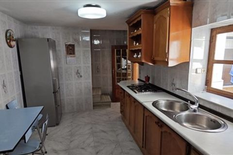 Landsbyhus i Caniles, Granada, Caniles - € 65.000 | Ref: 260 - foto 18