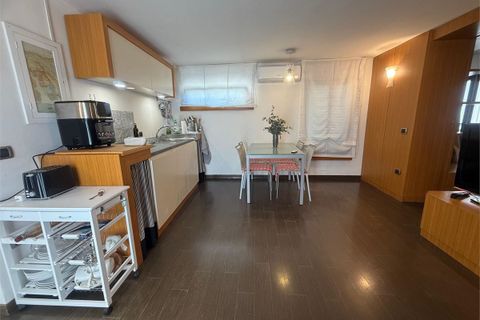 Apartament a Naples, Naples, Naples - € 1.200/mes | Ref: EIG-174 - foto 3
