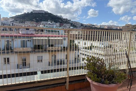 Apartament a Naples, Naples, Naples - € 1.200/mes | Ref: EIG-174 - foto 11