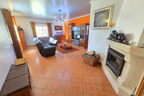 Villa i Azambuja, Lisbon, Azambuja - € 400.000 | Ref: MJM6979 - foto 1