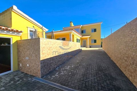 Villa i Azambuja, Lisbon, Azambuja - € 400.000 | Ref: MJM6979 - foto 35