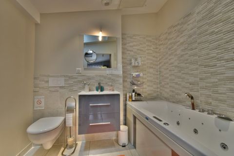 Villa i Charmes, Vosges, Charmes - € 479.500 | Ref: 830036930063 - foto 16