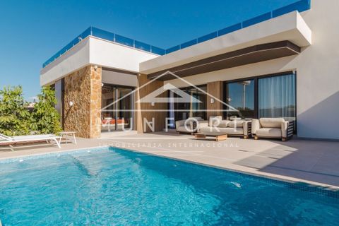 Villa i Rojales, Alicante, Rojales - € 549.000 | Ref: DI017-N-D - foto 1