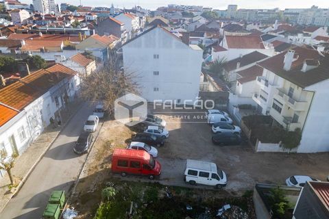 Helårsgrund i Santarem, Santarem, Santarem - € 360.000 | Ref: FR928 - foto 24