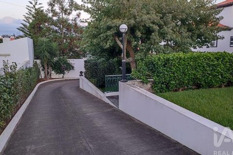Byhus i Ponta Delgada, Sao Miguel, Ponta Delgada - € 1.500.000 | Ref: 128873 - foto 26