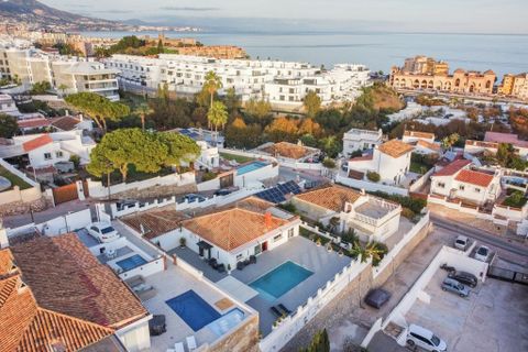 Villa i Mijas Costa, Malaga, Mijas Costa - € 799.000 | Ref: FLP0323 - foto 1