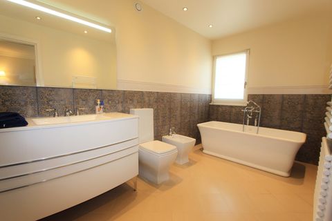 Villa i Antibes, Alpes-Maritimes, Antibes - € 4.950.000 | Ref: HH-14226124 - foto 17