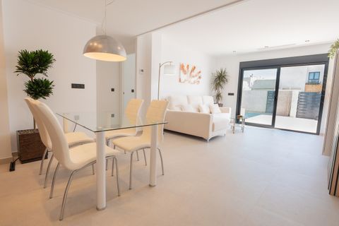 Villa i La Marina, Alicante, La Marina - € 392.000 | Ref: MLS54767R - foto 3